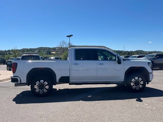 Certified 2026 GMC Sierra 3500 Denali w/ Denali Reserve Package AWD/4WD image 6