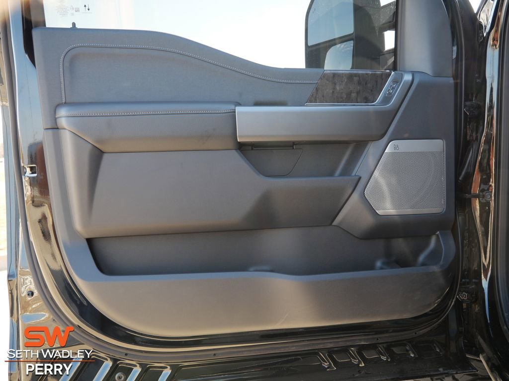 New 2025 Ford F250 Lariat w/ Lariat Ultimate Package image 20