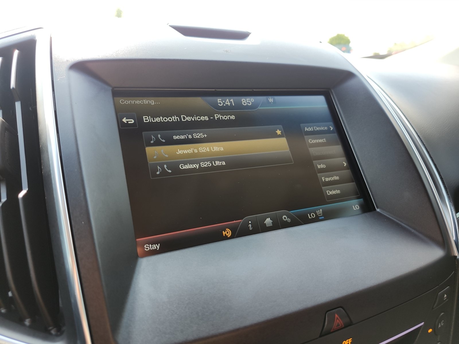 Used 2015 Ford Edge Titanium w/ Equipment Group 302A AWD/4WD image 20