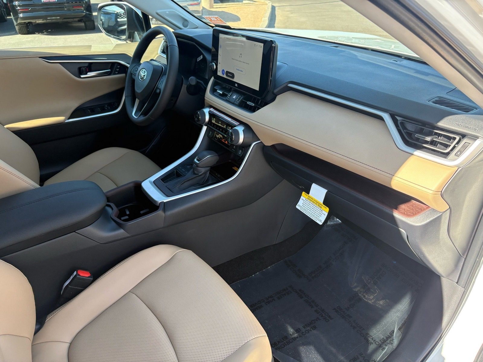 New 2025 Toyota RAV4 Limited w/ Advanced Technology Package image 10