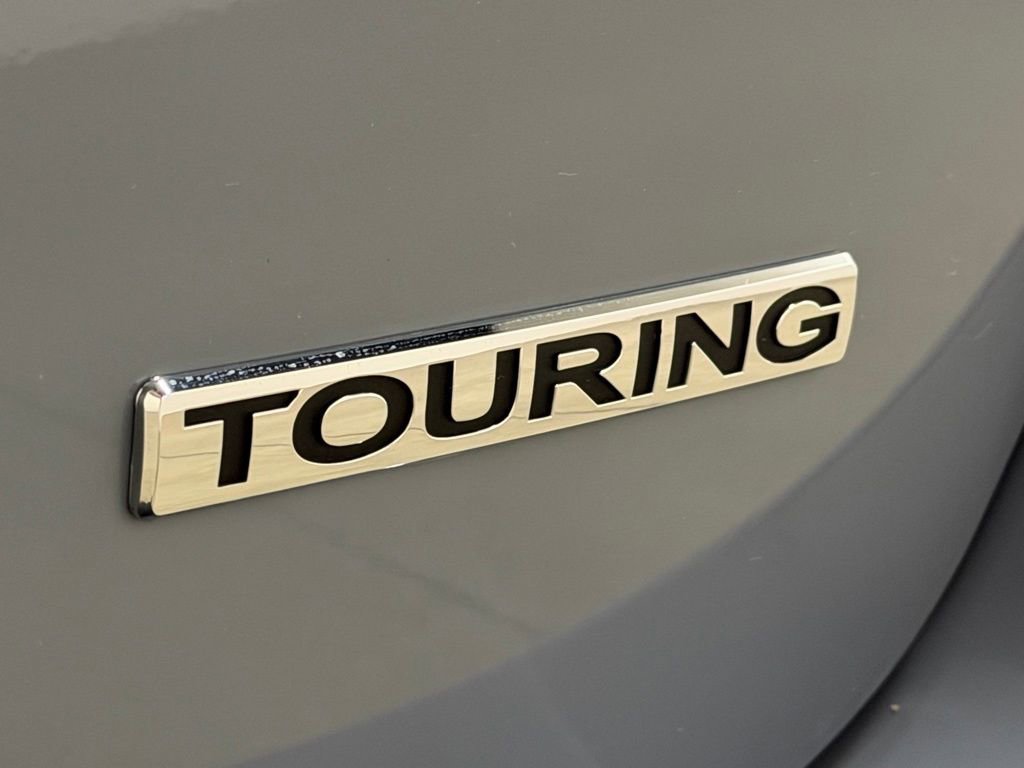 Used 2025 Honda Odyssey Touring image 12