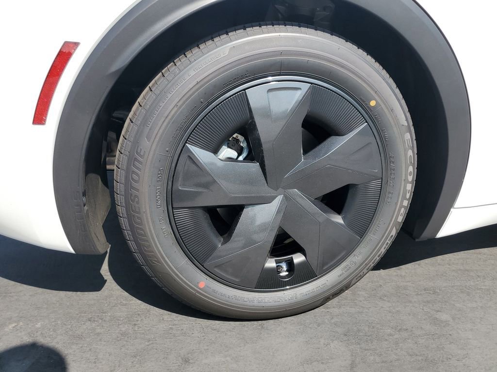 New 2026 Toyota Prius Plug-In Hybrid image 8