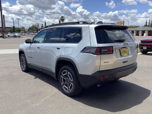 New 2026 Jeep Cherokee Laredo AWD/4WD image 21