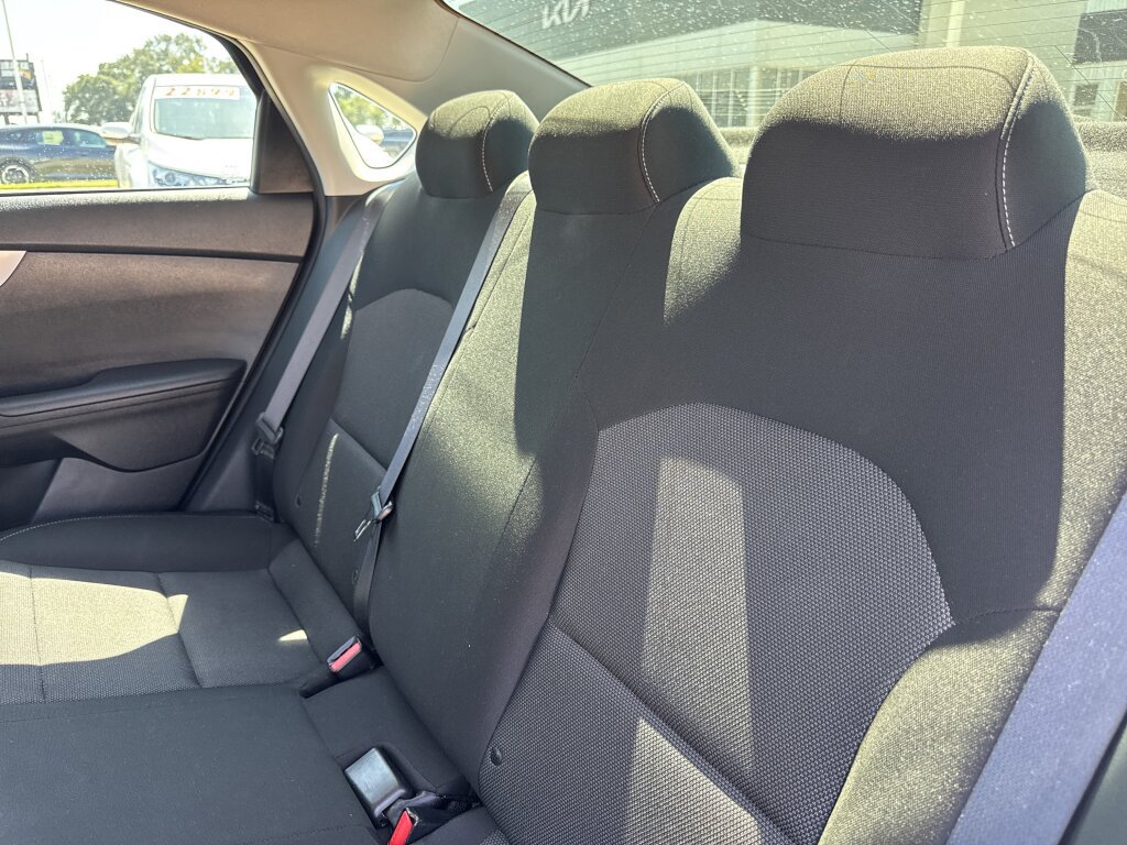 Certified 2022 Kia Forte Sedan FWD image 24