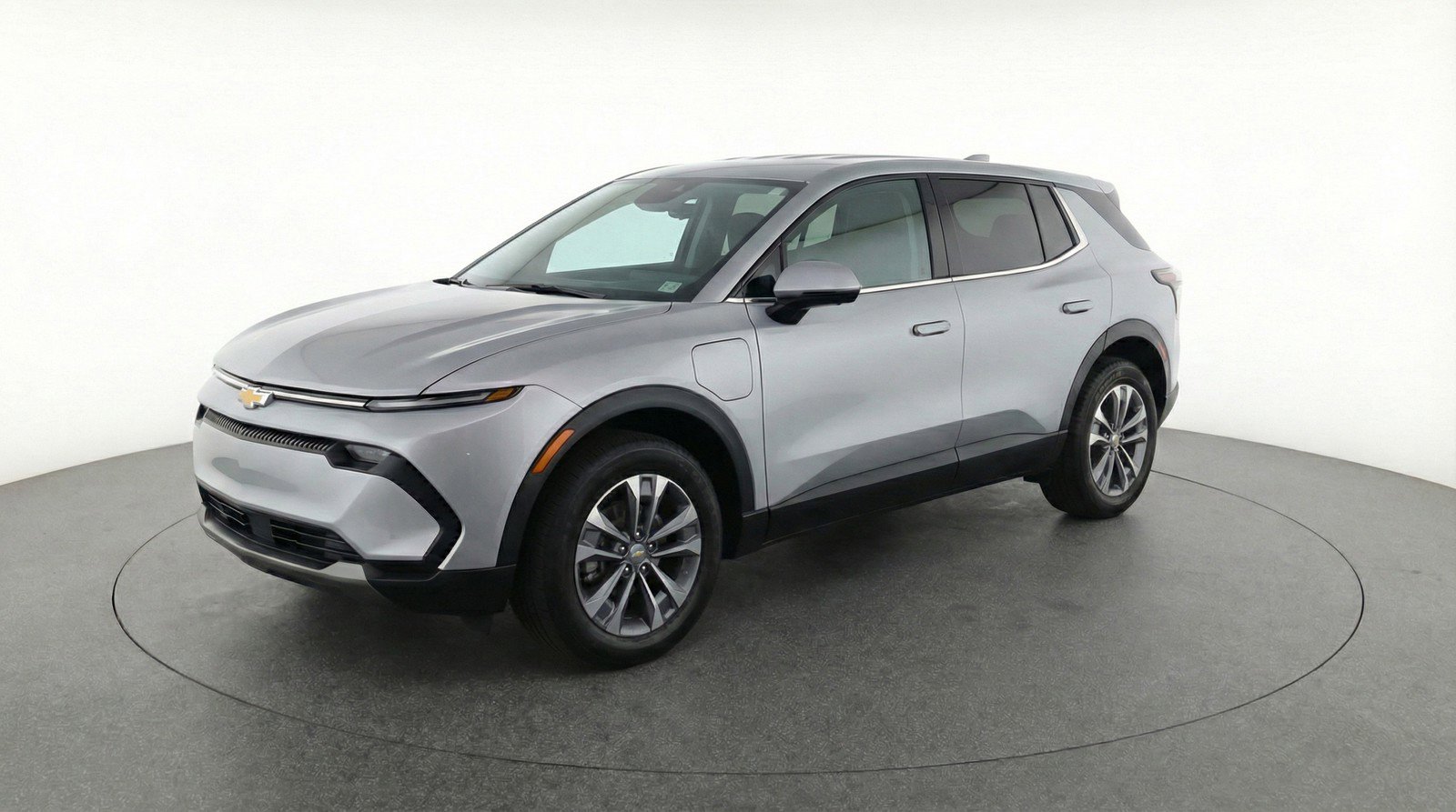 Used 2025 Chevrolet Equinox LT image 3