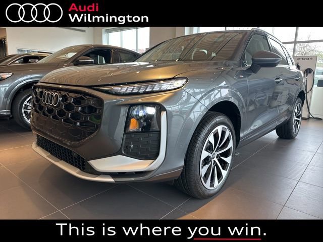 New 2026 Audi Q3 quattro 2.0T image 1