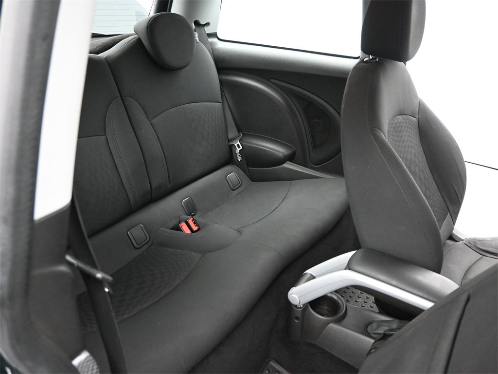 Used 2010 MINI Cooper S image 16