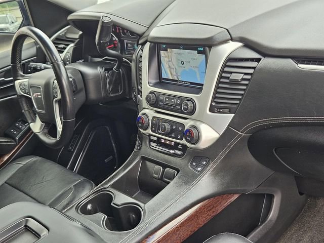 Used 2018 GMC Yukon XL SLT w/ Premium Edition RWD image 16
