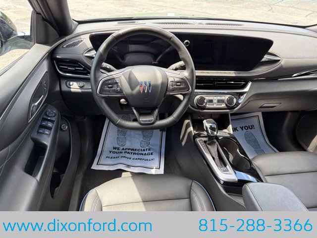 Used 2025 Buick Envista Sport Touring w/ Convenience I Package FWD image 21