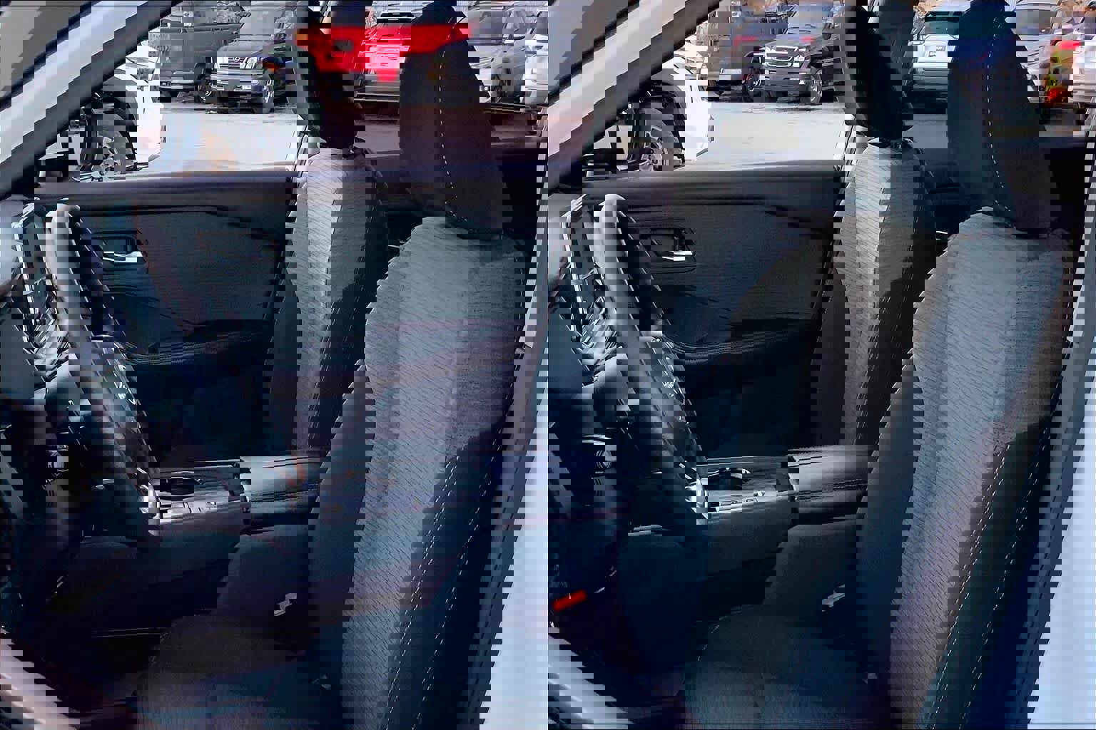 Used 2023 Nissan Rogue SV image 8