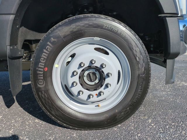 New 2026 Ford F550 4x4 Regular Cab Super Duty image 11