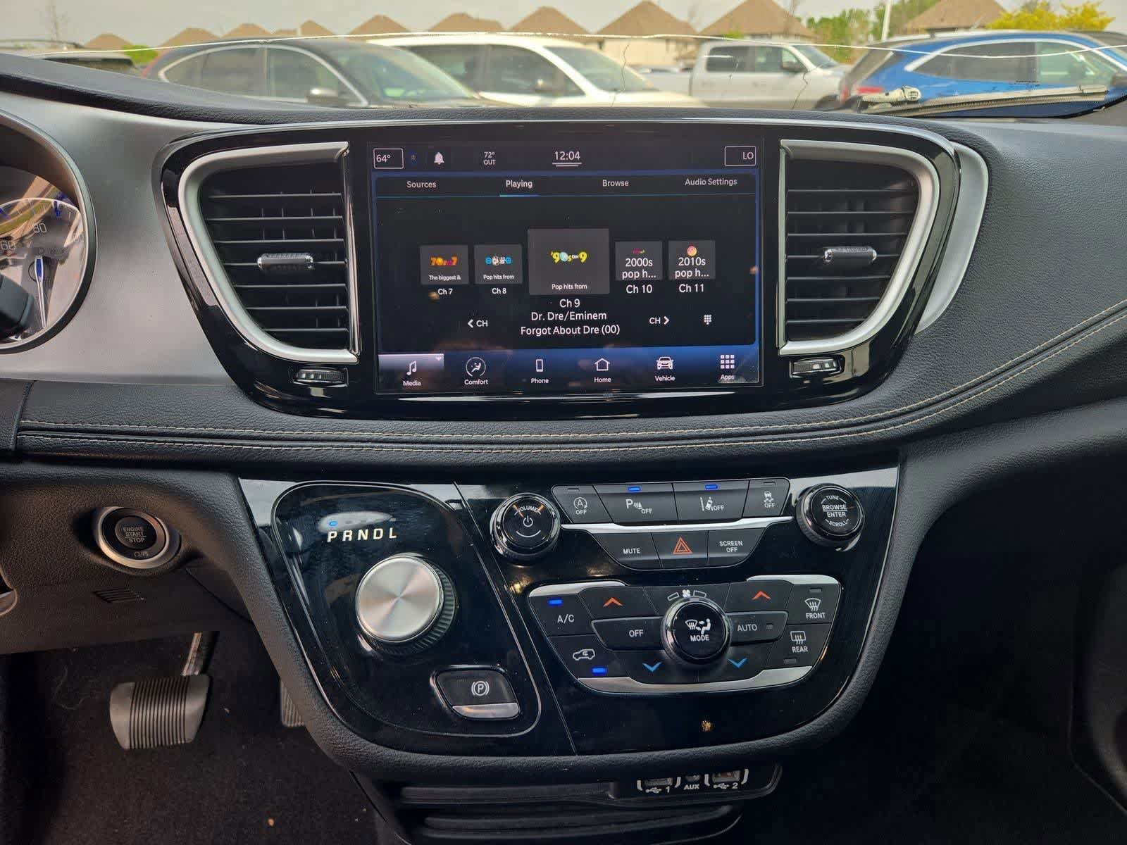 Used 2021 Chrysler Pacifica Touring w/ S Appearance Package FWD image 25