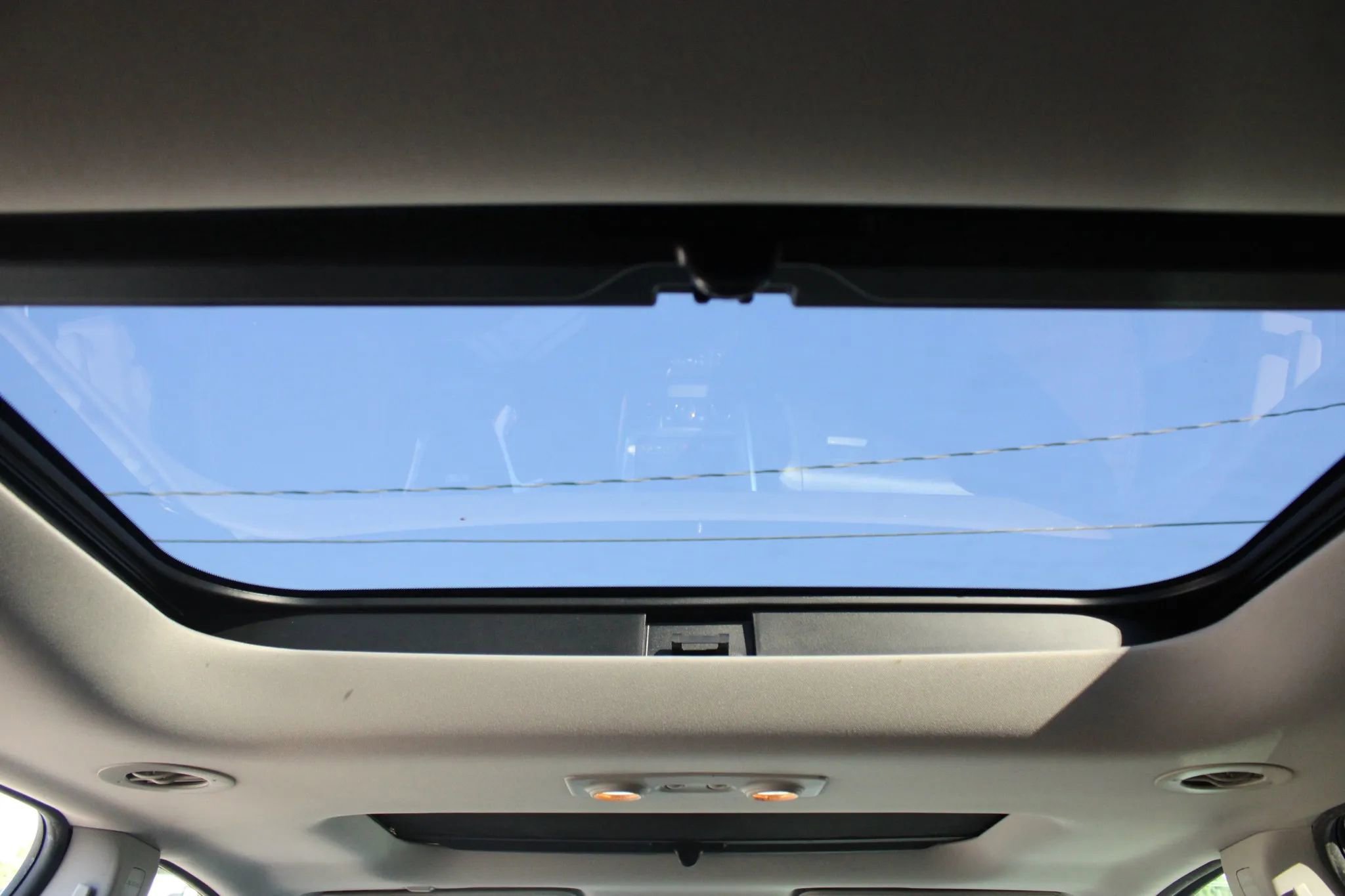 Used 2015 GMC Acadia SLE image 19