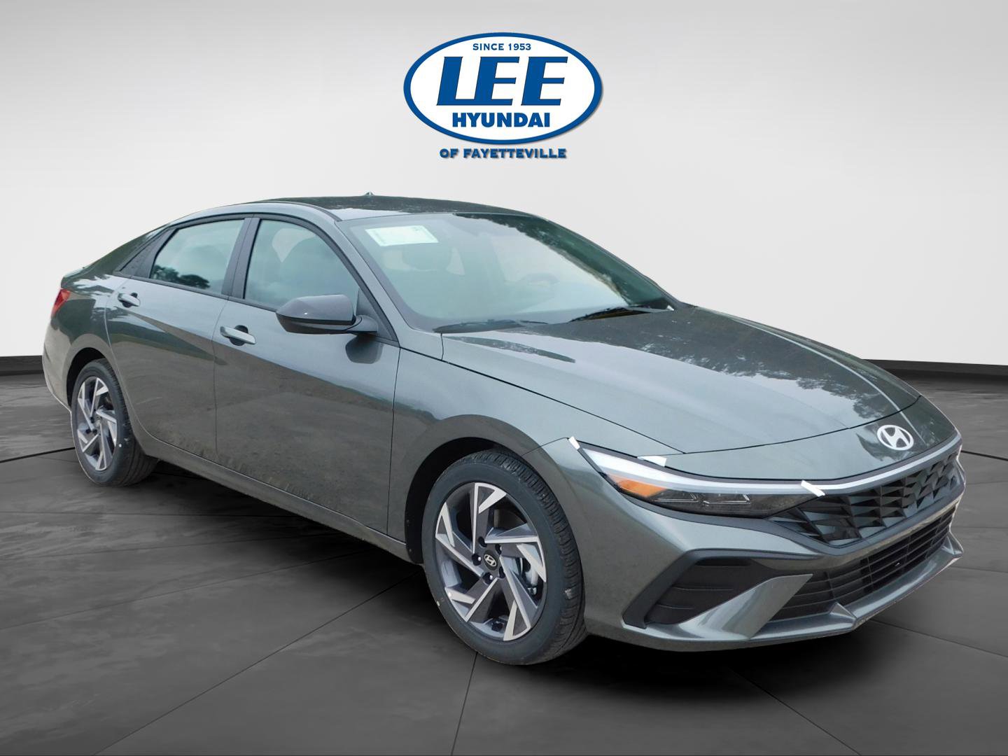 Certified 2025 Hyundai Elantra Sport image 1