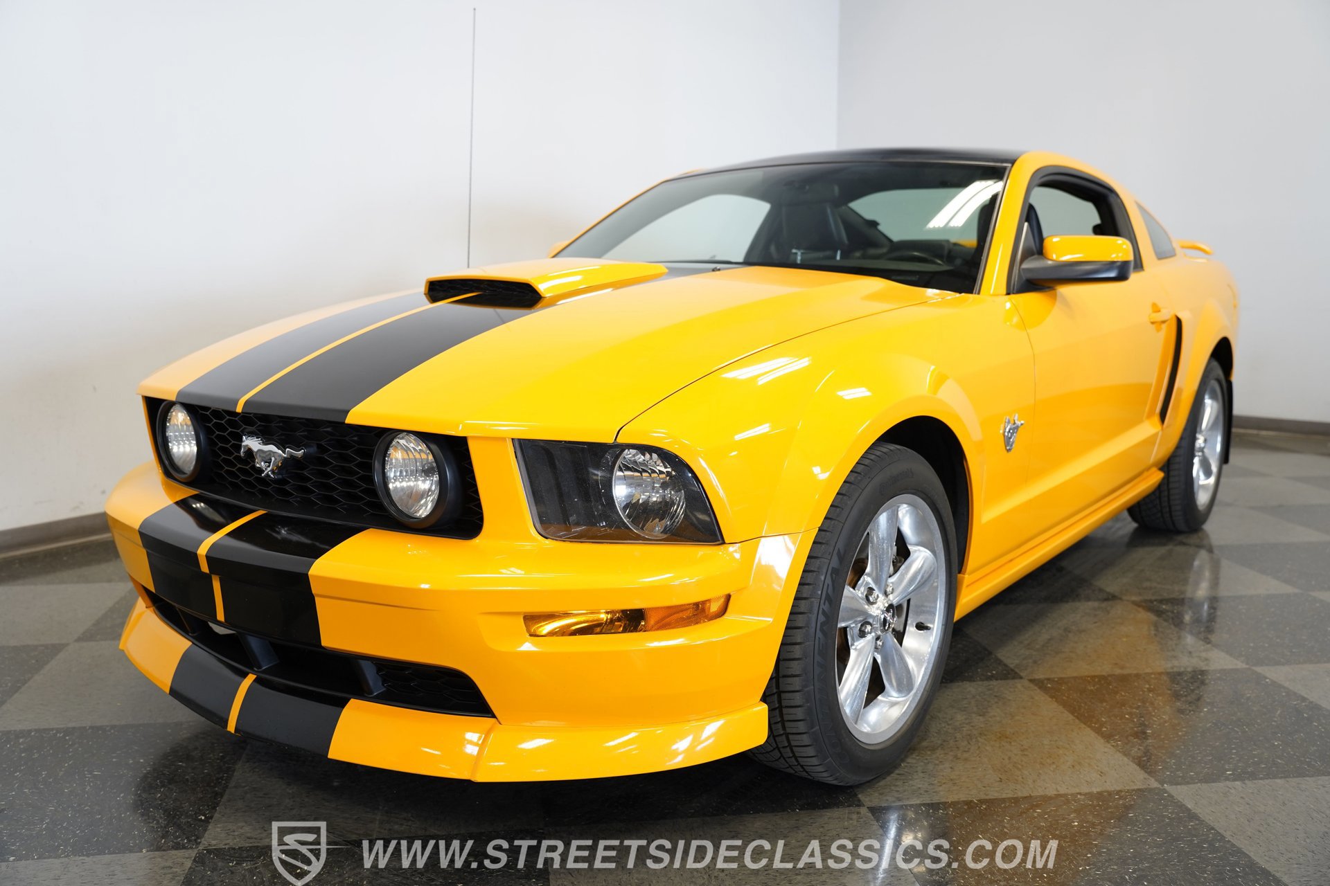 Used 2009 Ford Mustang GT Premium image 18
