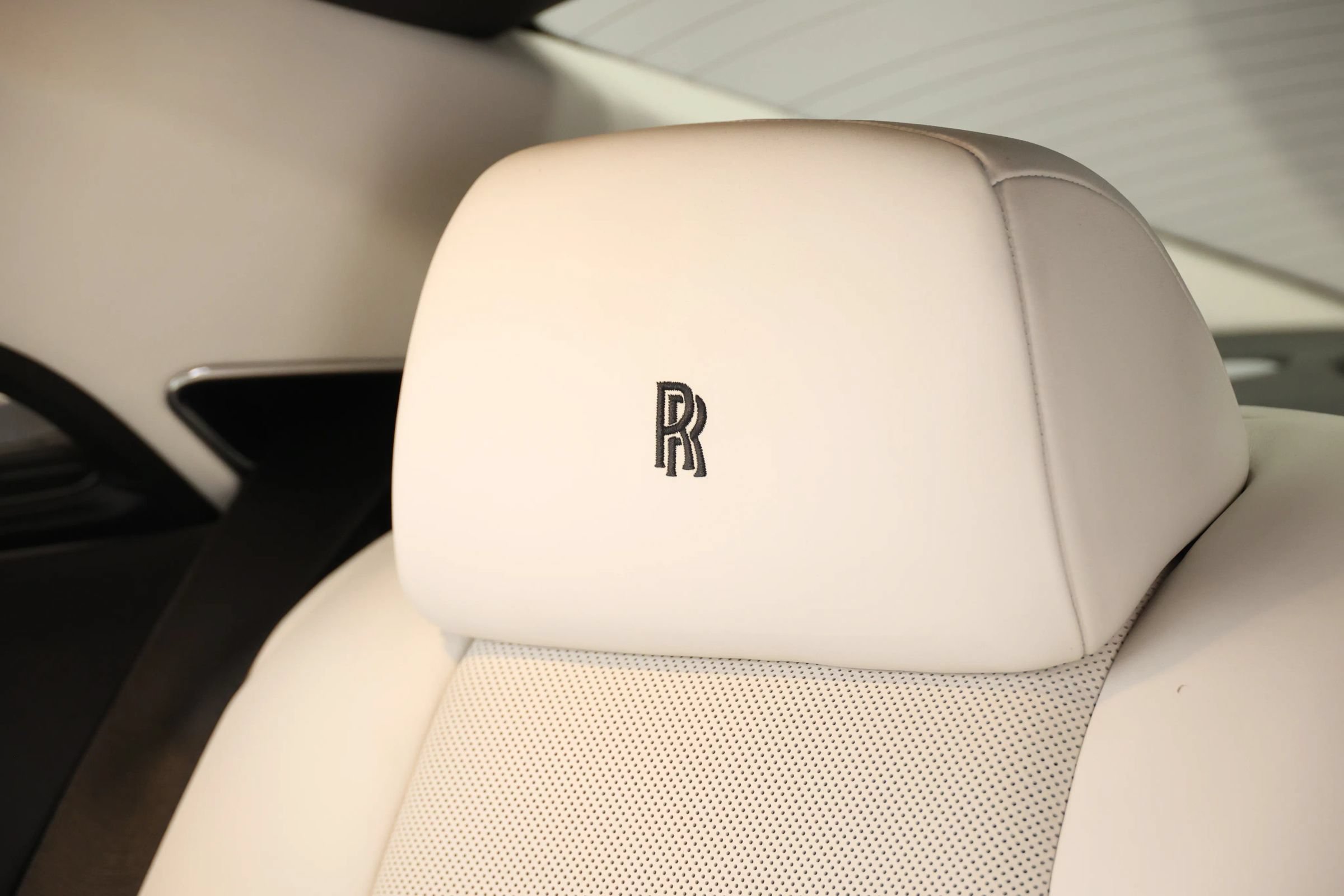 Used 2017 Rolls-Royce Wraith RWD image 68