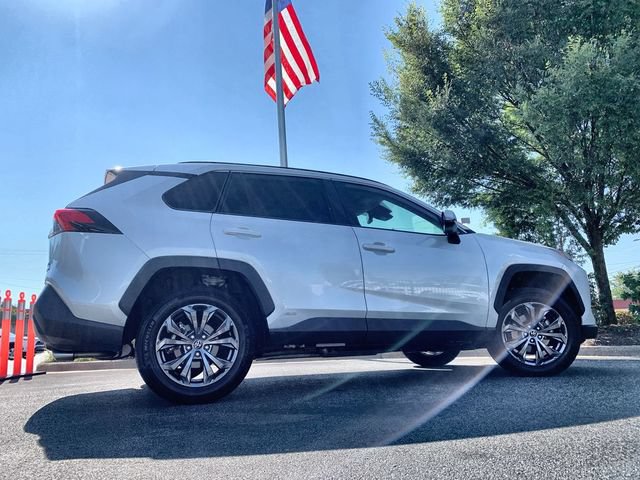 Used 2023 Toyota RAV4 XLE Premium AWD/4WD image 9