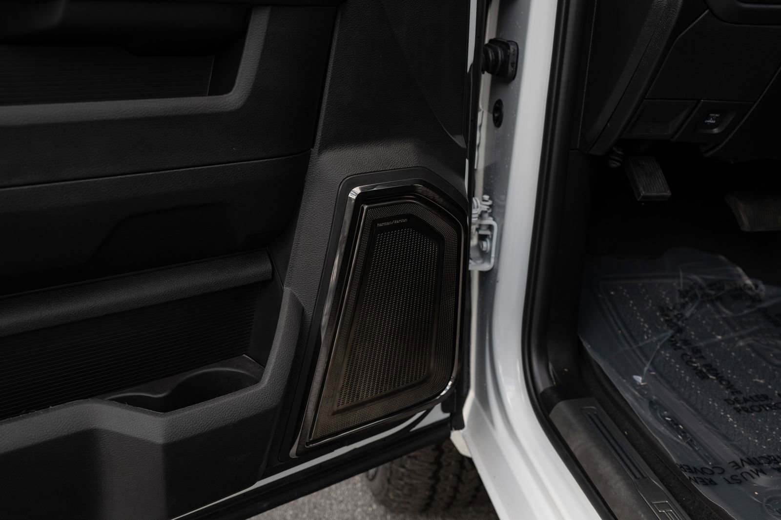 New 2026 RAM 2500 Limited AWD/4WD image 29