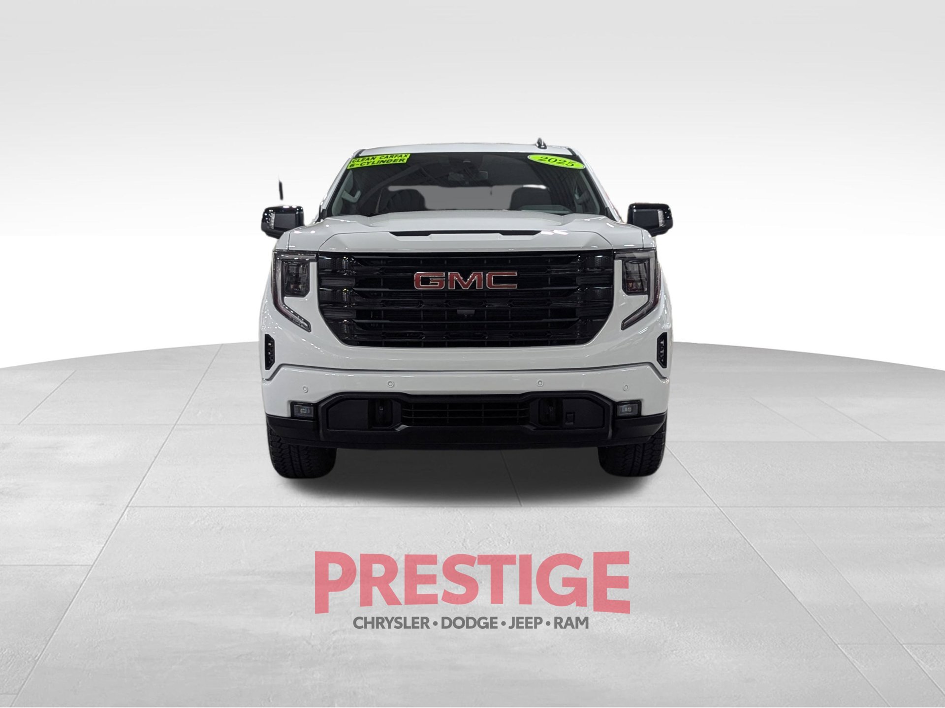 Used 2025 GMC Sierra 1500 Elevation AWD/4WD image 3