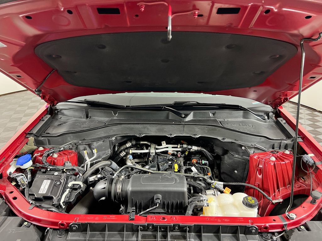 Used 2023 Ford Explorer XLT w/ Equipment Group 202A image 35