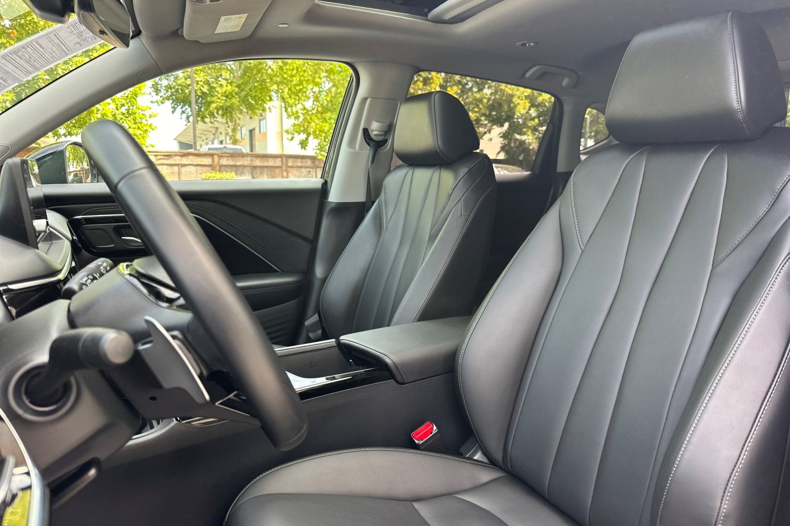 Used 2025 Acura ADX FWD image 5