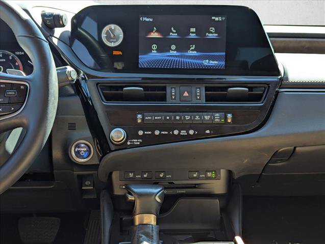 Used 2022 Lexus ES 300h w/ Premium Package image 13