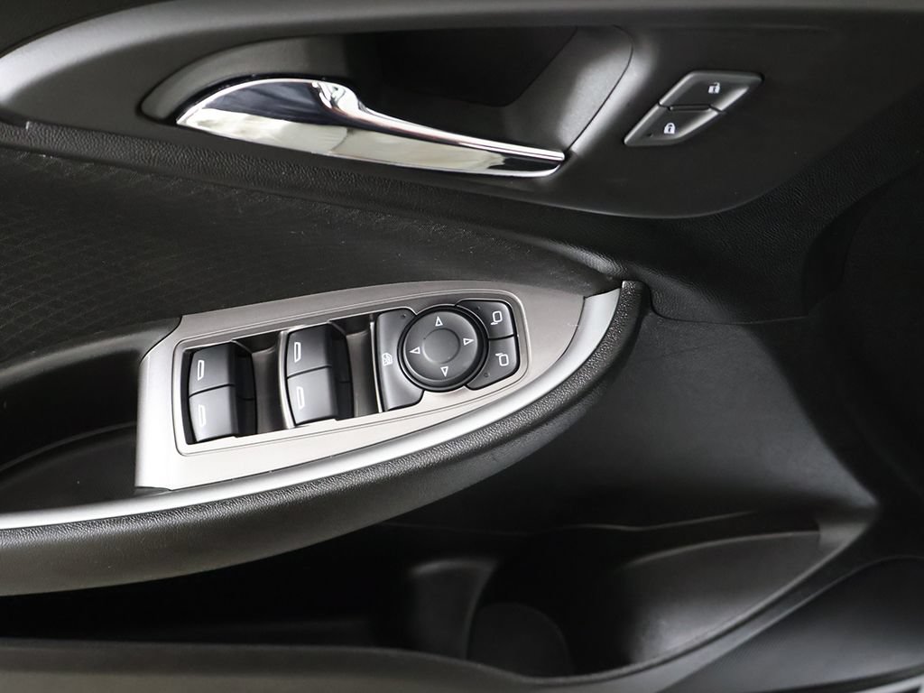 Used 2023 Chevrolet Malibu LS w/ Driver Confidence Package FWD image 30