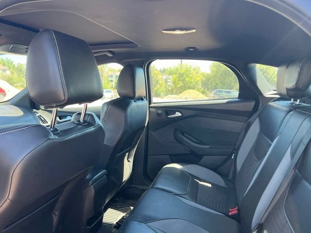 Used 2016 Ford Focus ST w/ Equipment Group 401A FWD image 30