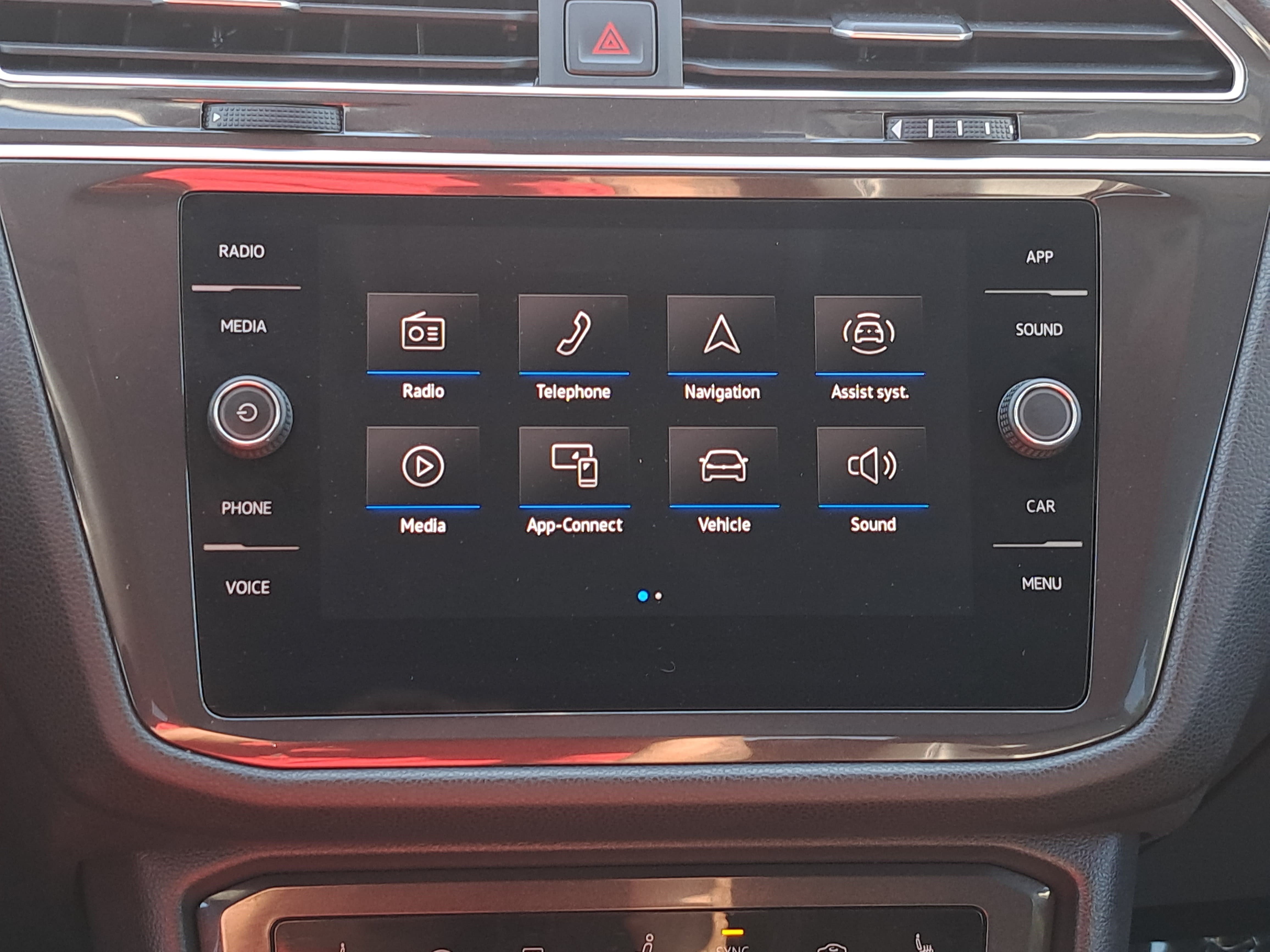 Used 2024 Volkswagen Tiguan SE FWD image 22