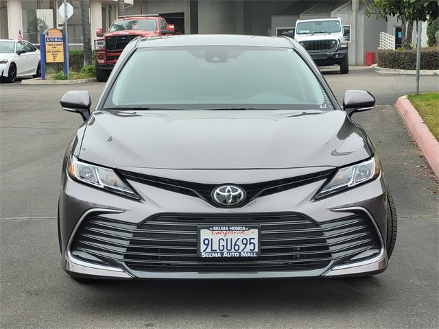 Used 2024 Toyota Camry LE image 3