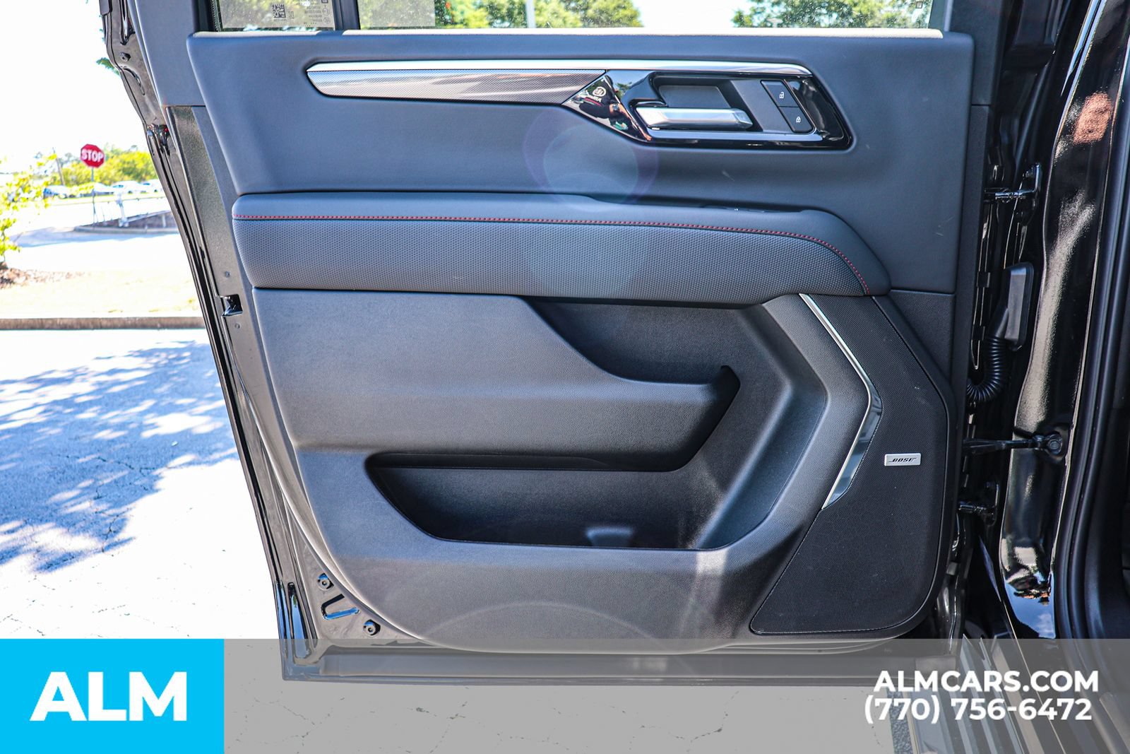 Used 2025 Chevrolet Suburban RST w/ Comfort Package AWD/4WD image 52