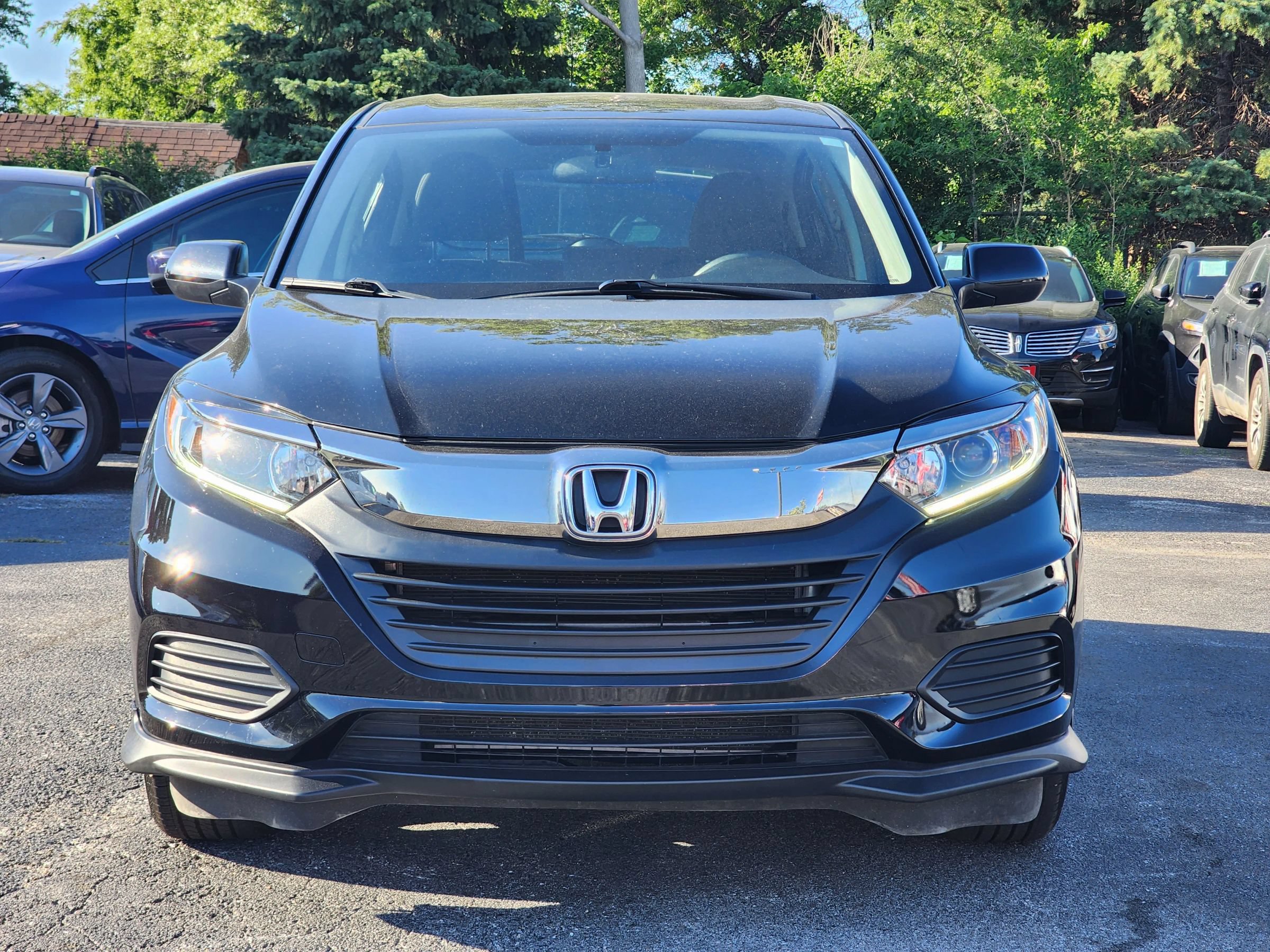 Used 2021 Honda HR-V LX image 2