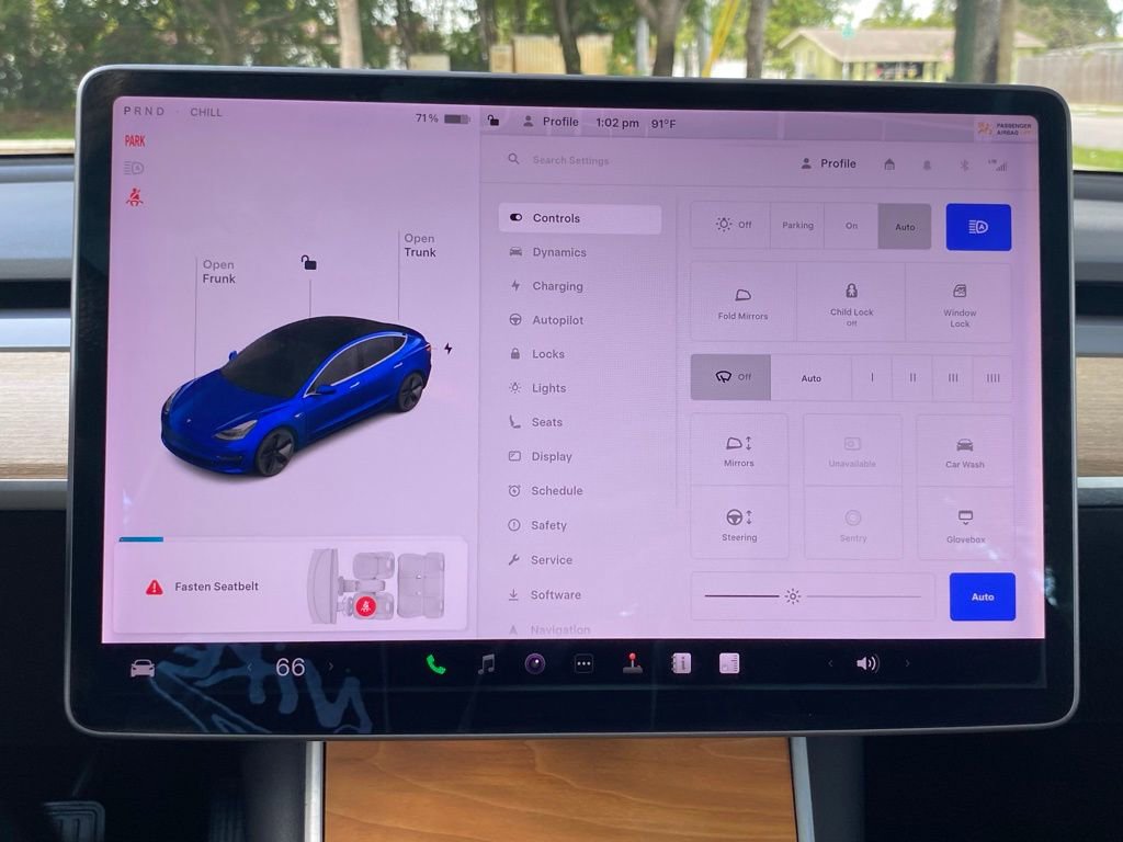 Used 2020 Tesla Model 3 Standard Range Plus image 25