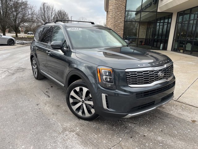 Used 2021 Kia Telluride EX w/ EX Premium Package image 2