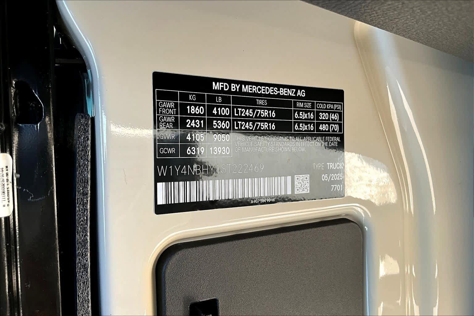 New 2025 Mercedes-Benz Sprinter 2500 image 21