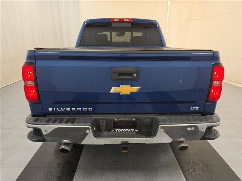 Used 2015 Chevrolet Silverado 1500 LTZ w/ LTZ Plus Package AWD/4WD image 5