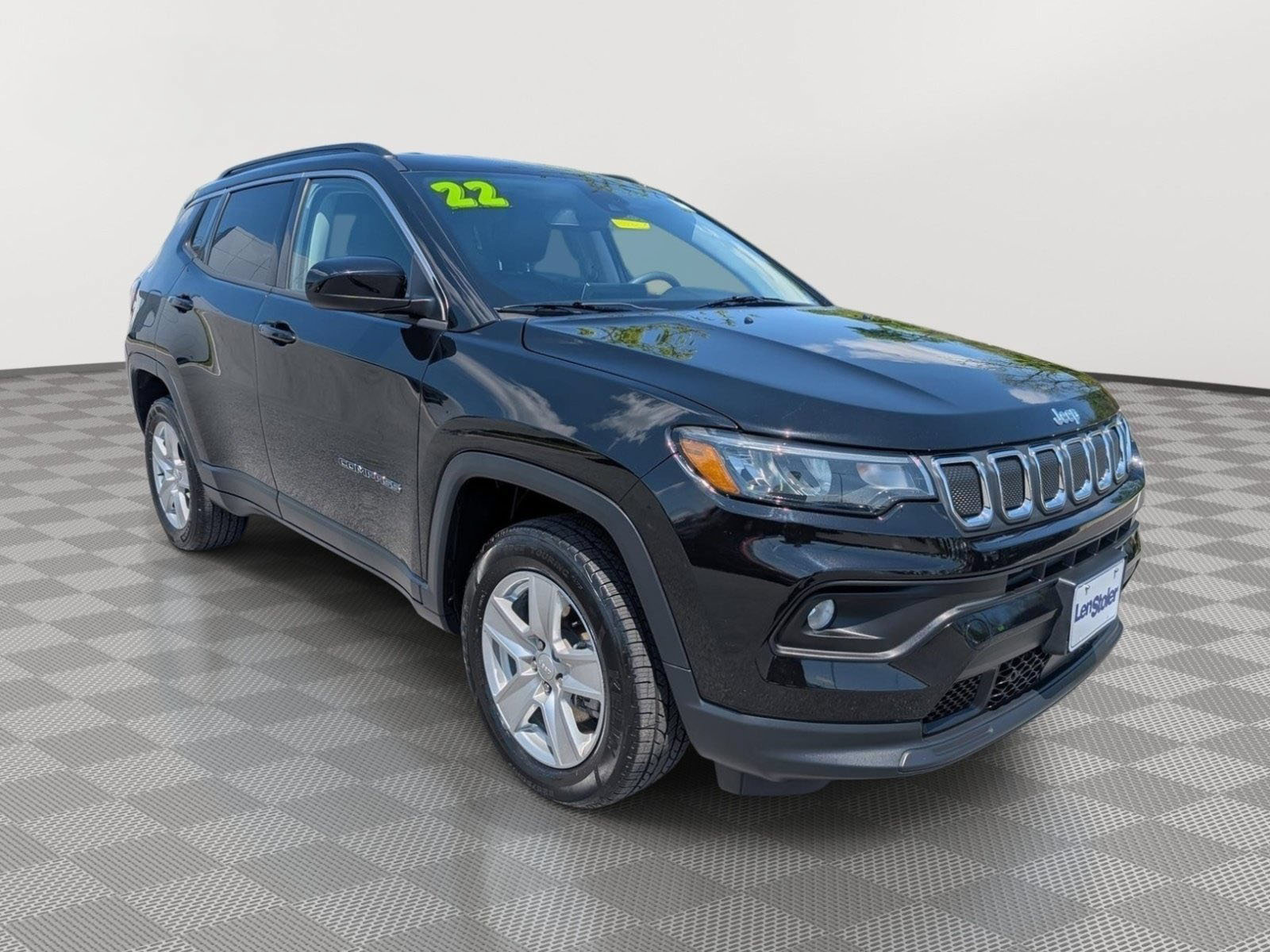 Used 2022 Jeep Compass Latitude AWD/4WD image 7