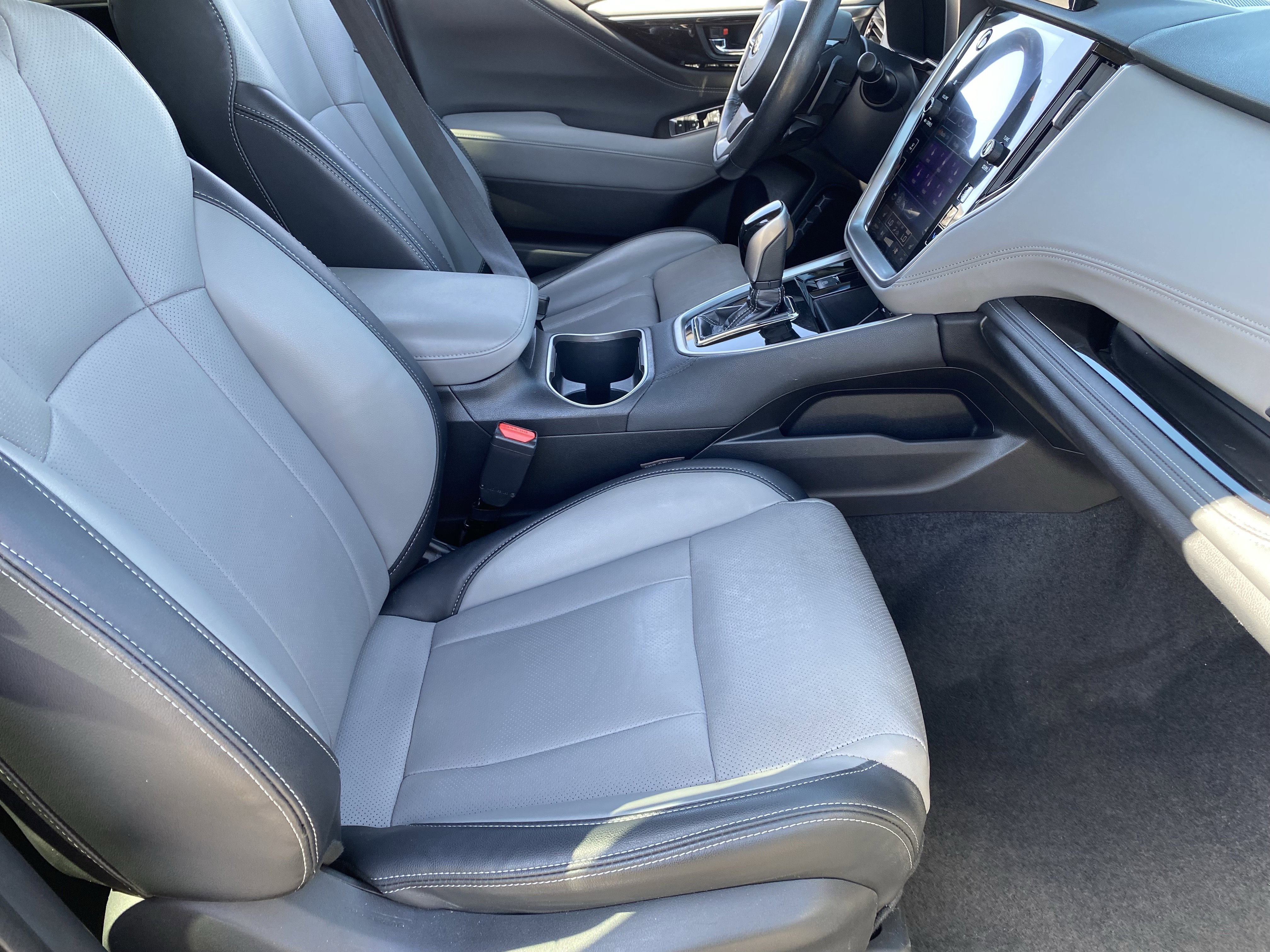 Used 2021 Subaru Outback Limited AWD/4WD image 11
