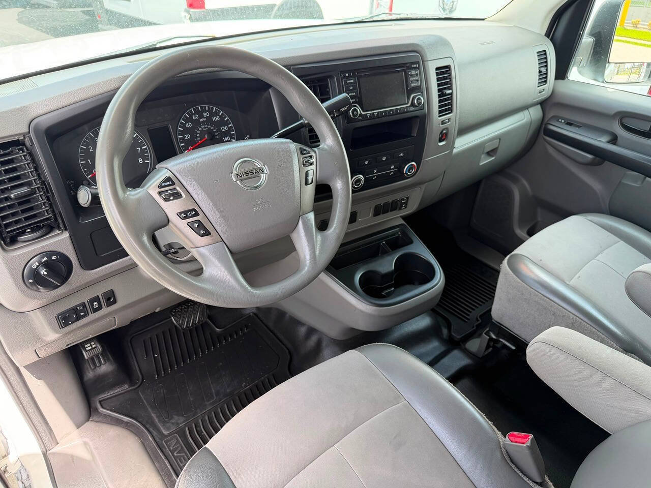 Used 2018 Nissan NV 3500 S RWD image 18