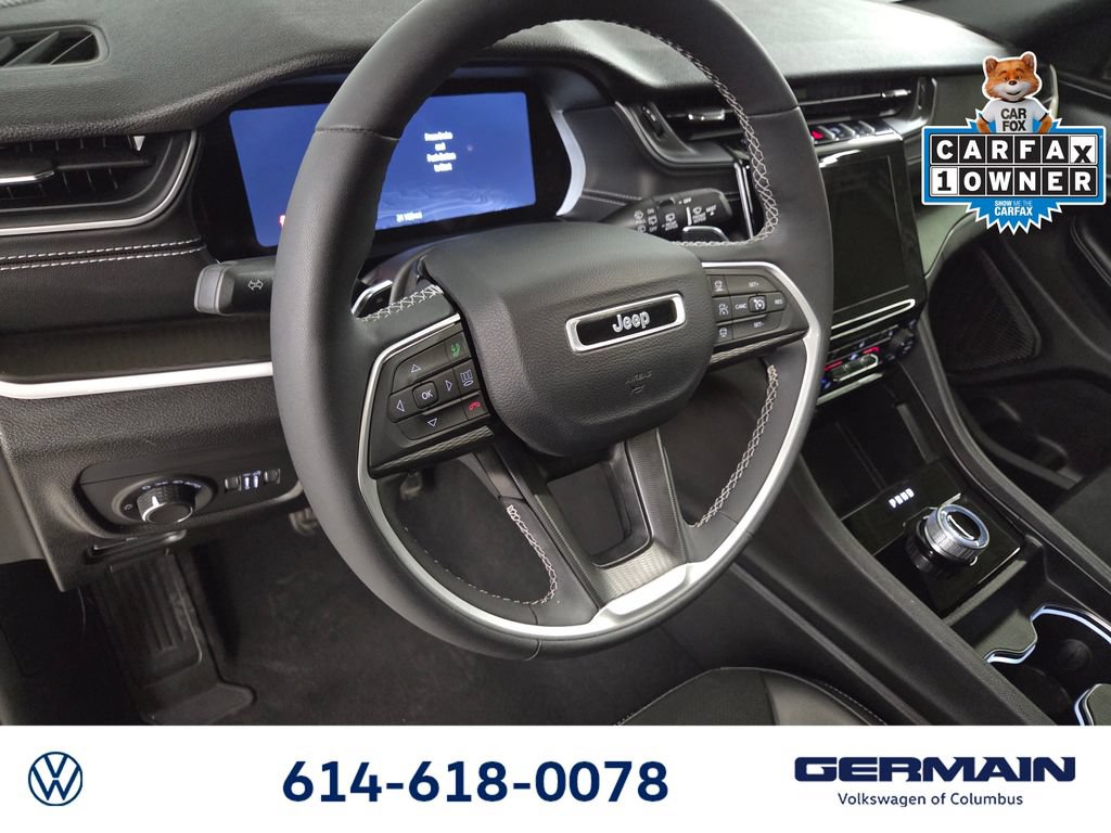 Used 2023 Jeep Grand Cherokee Altitude AWD/4WD image 20