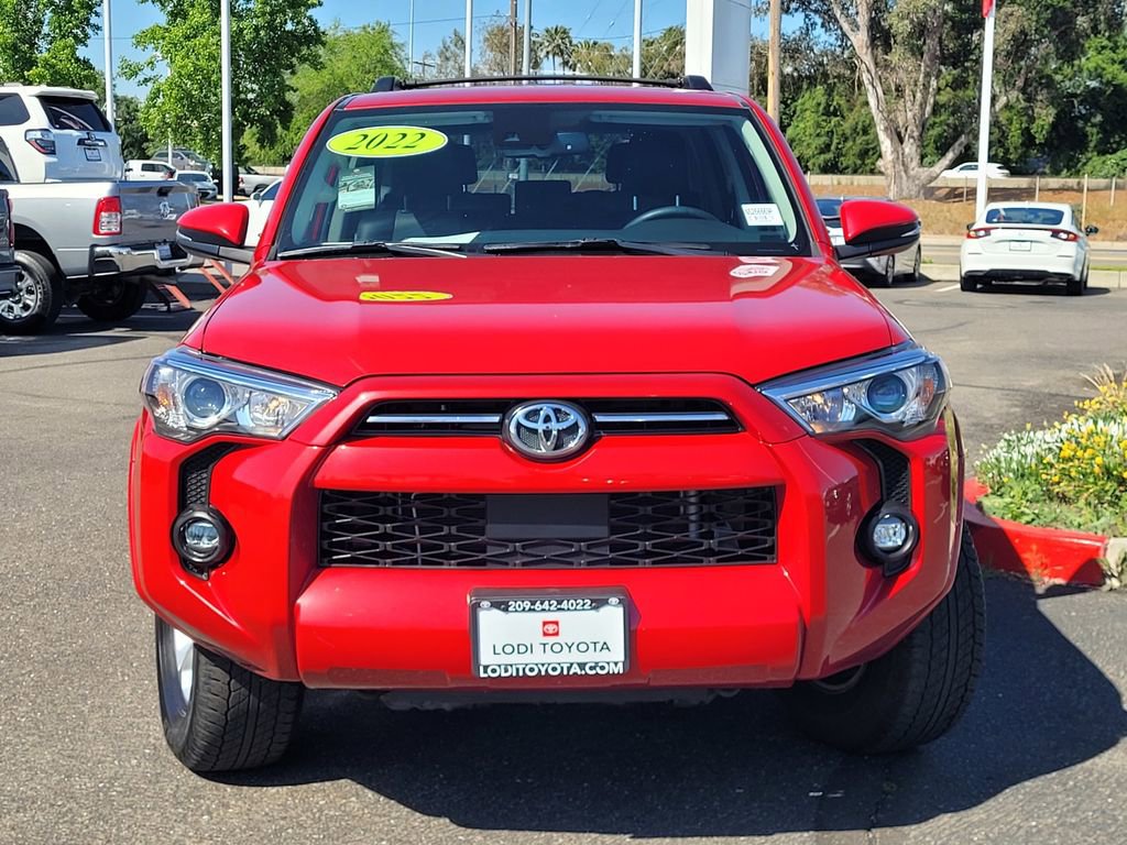 Used 2022 Toyota 4Runner SR5 Premium w/ Moonroof Package image 2
