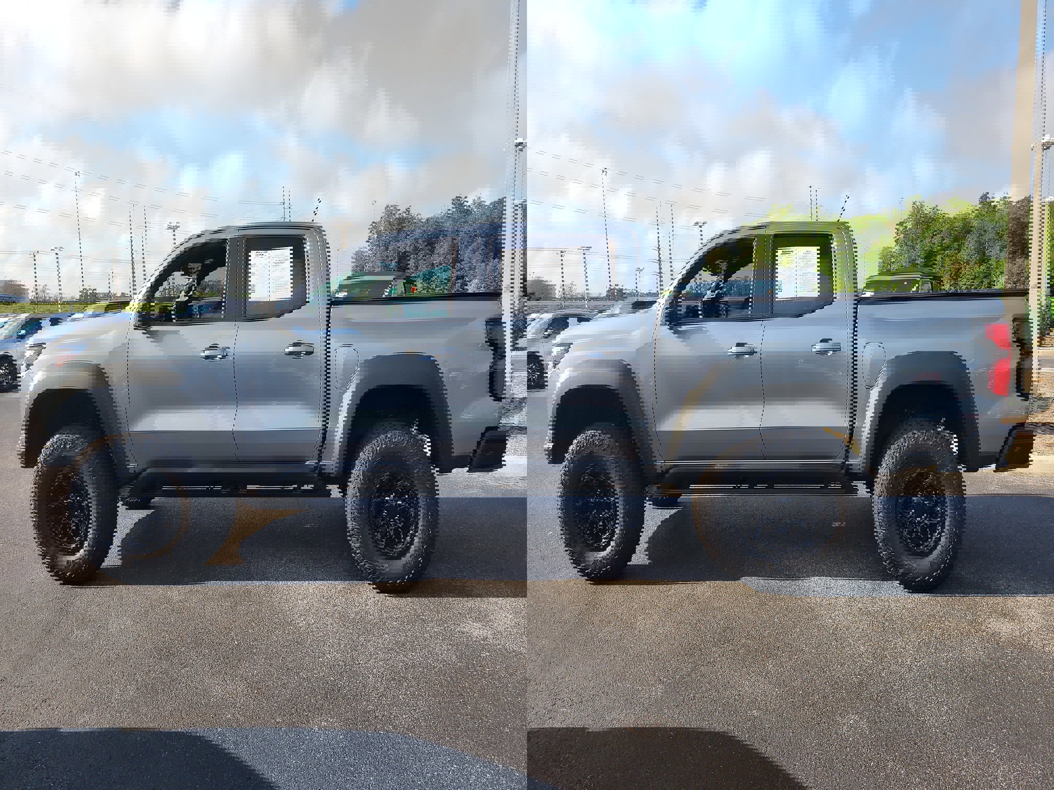 Used 2024 Chevrolet Colorado ZR2 w/ ZR2 Bison Edition image 7