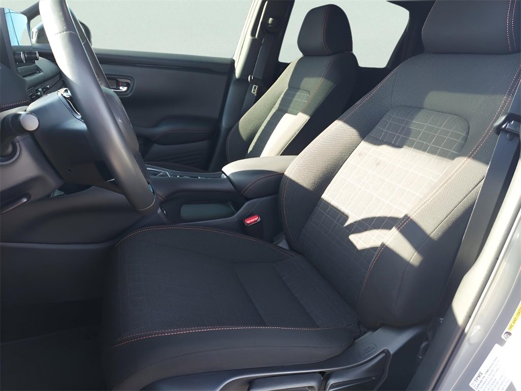 Used 2023 Honda HR-V Sport image 16