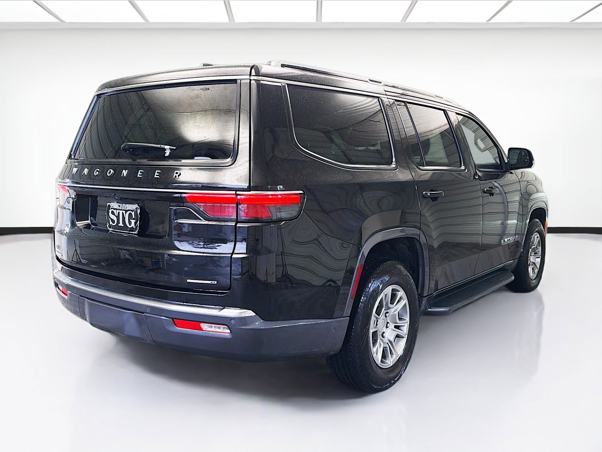 Used 2022 Jeep Wagoneer Series I w/ Convenience Group I image 4