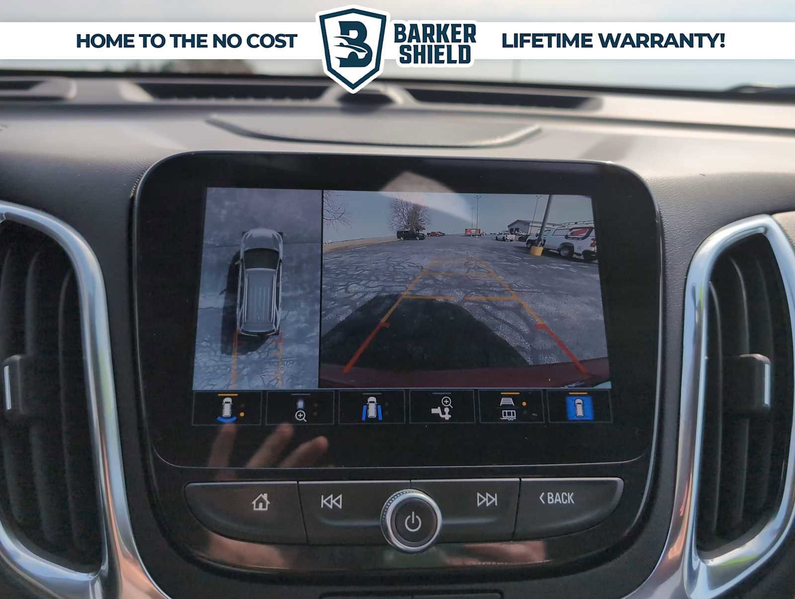 Used 2023 Chevrolet Equinox Premier image 15