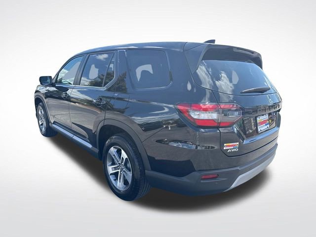 Certified 2025 Honda Pilot EX-L image 3