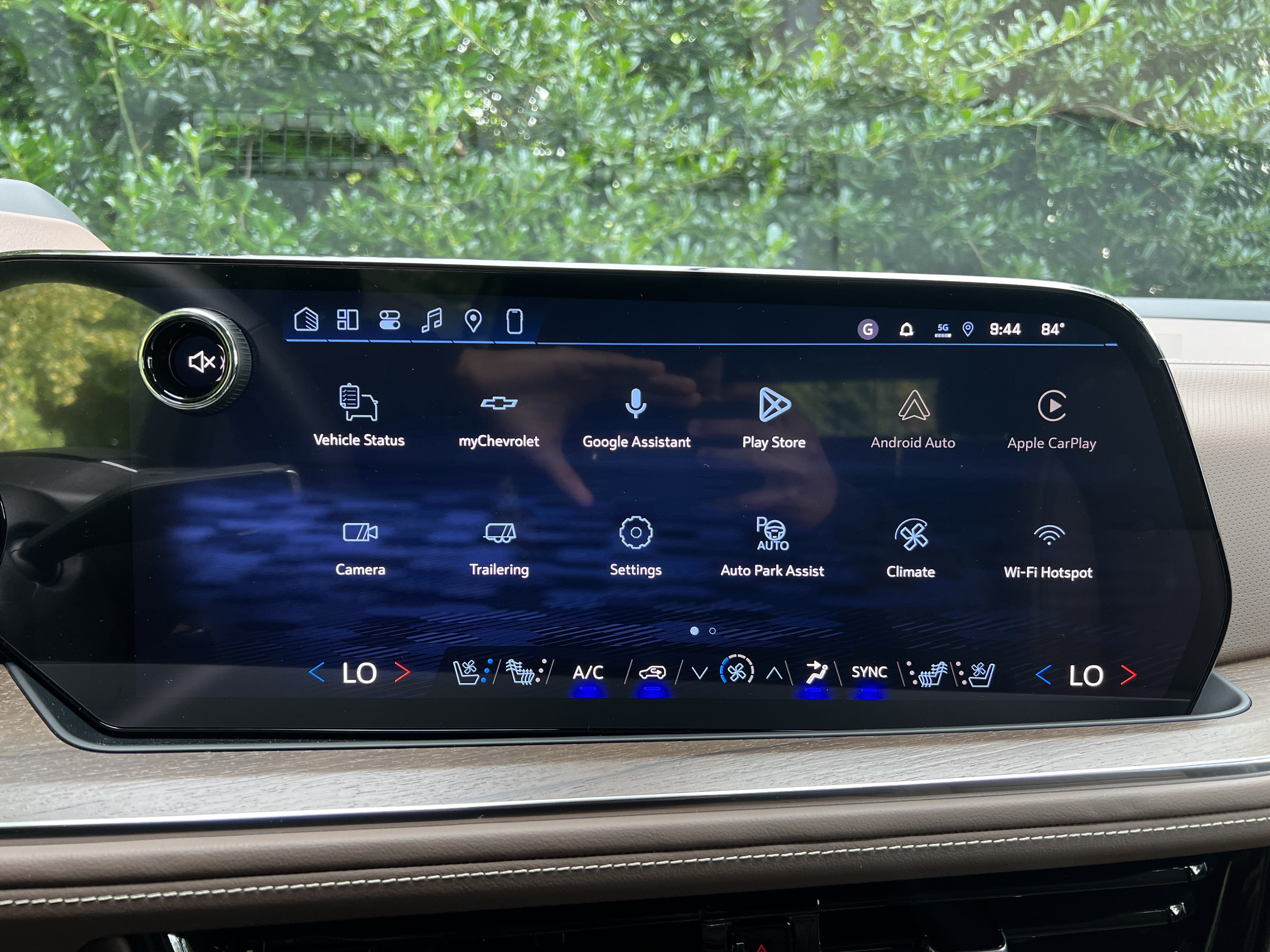 New 2026 Chevrolet Tahoe High Country w/ LPO, Get Active Package AWD/4WD image 26