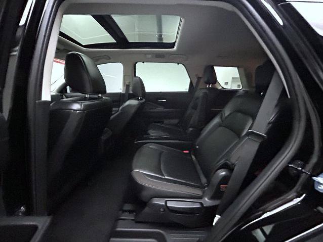 Certified 2025 Nissan Pathfinder SL w/ SL Premium Package AWD/4WD image 20