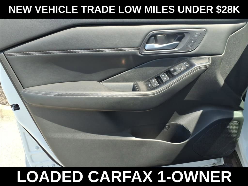 Used 2024 Nissan Rogue SL w/ SL Premium Package AWD/4WD image 11