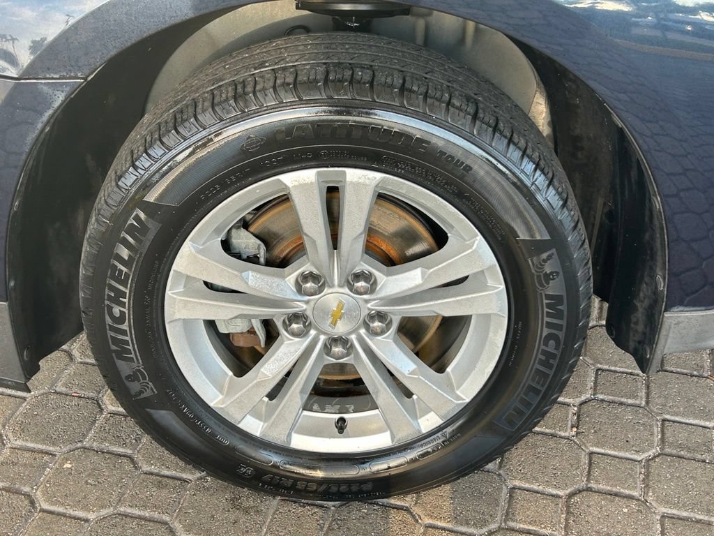 Used 2015 Chevrolet Equinox LT w/ Driver Convenience Package FWD image 16
